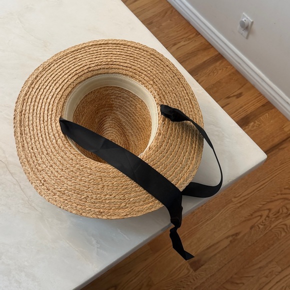 Hat Attack Convertible Continental Straw Hat with Ribbon Ties - Picture 10 of 11
